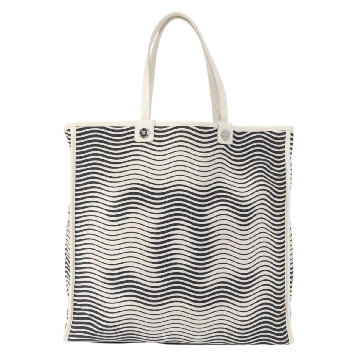 Chanel Vintage CC Tote Canvas