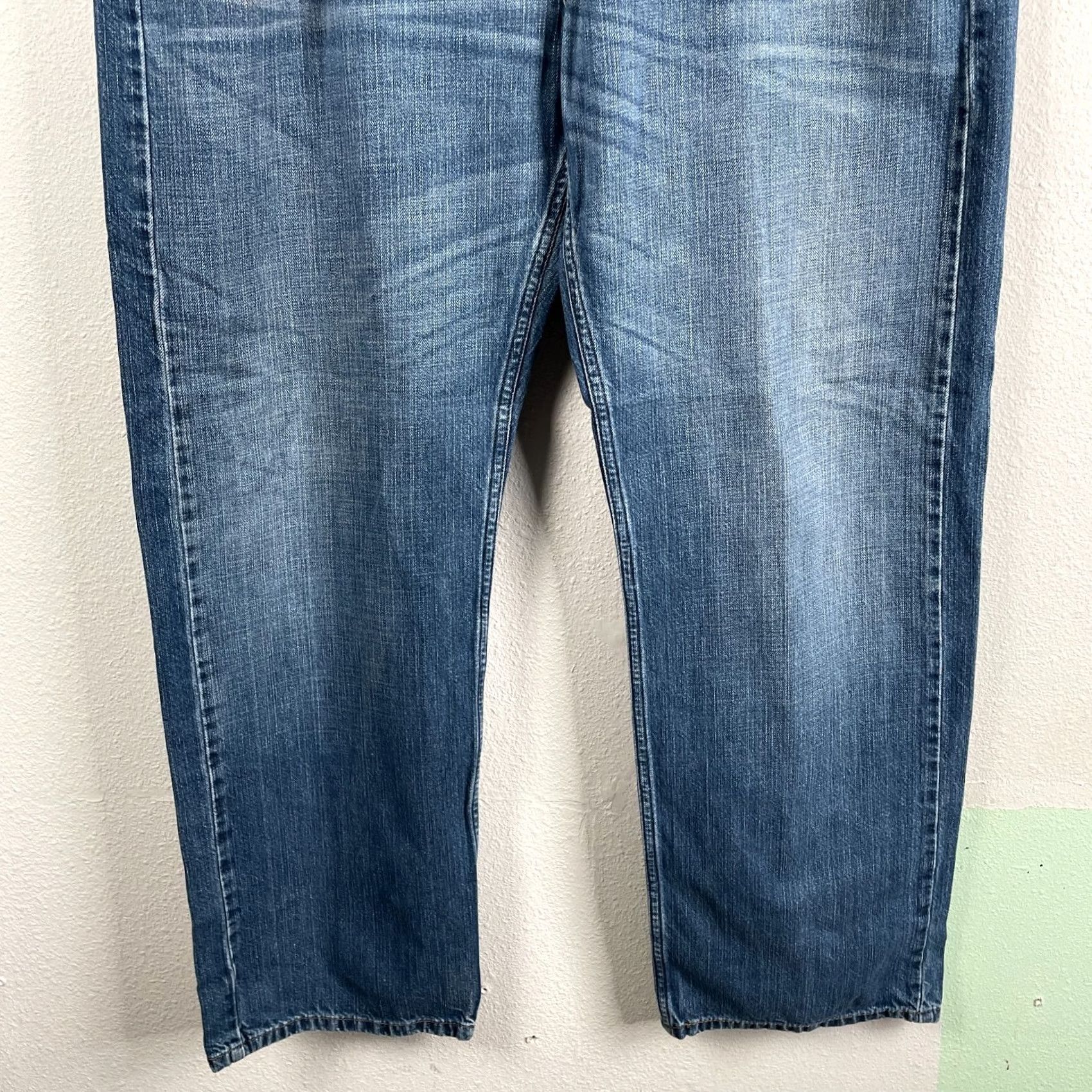 Levi's VINTAGE Levi's 569 Jeans Men Blue Straight Loose Denim 40x31 Distressed Regular Mens Size US 40 / EU 56 - 7 Thumbnail