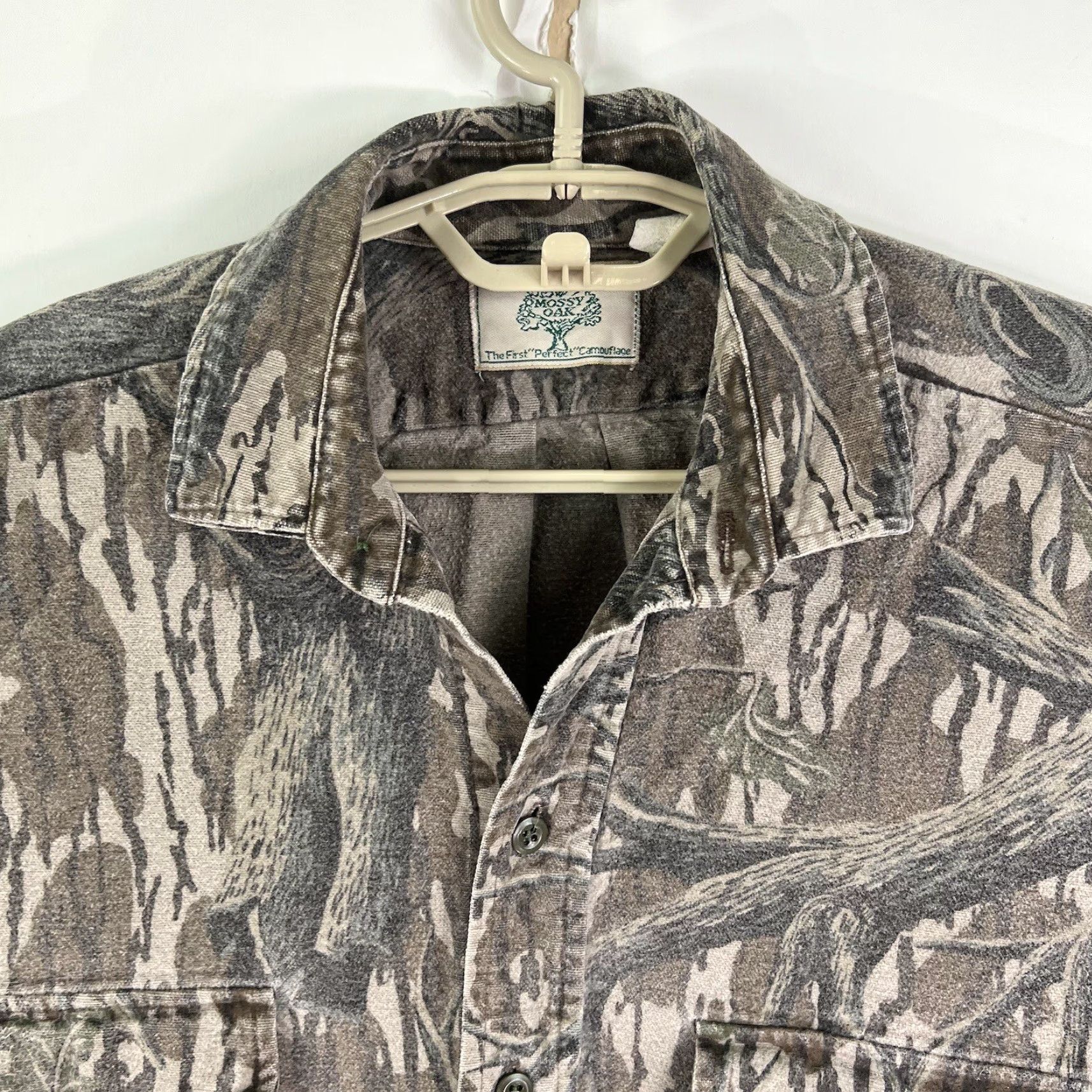 Realtree Field and Stream Realtree HydroProof Ultra Mens Jacket L Hardwoods Camo Shirt? Size US L / EU 52-54 / 3 - 2 Thumbnail