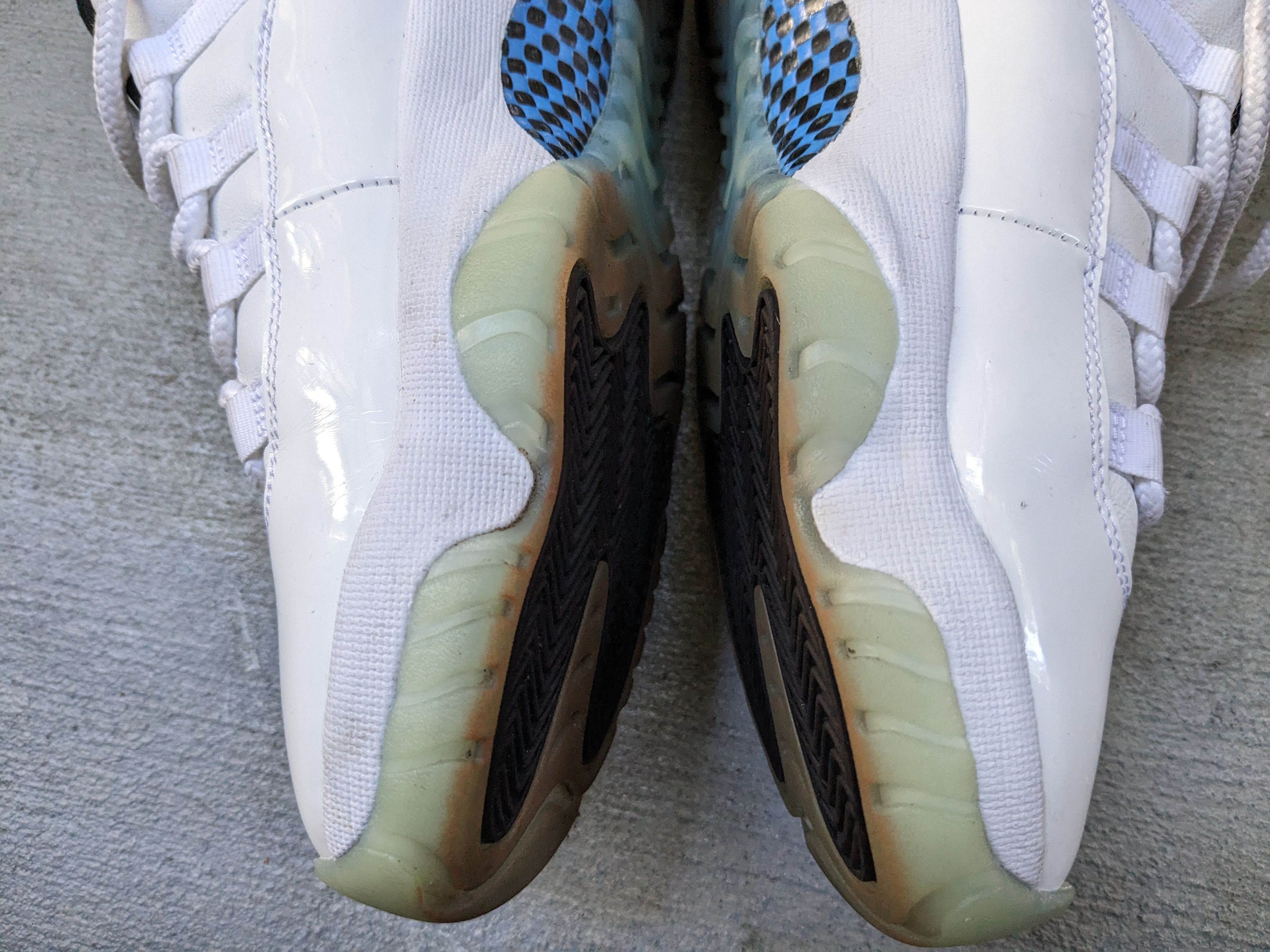 Jordan Brand × Nike Nike Air Jordan 11 Retro Legend Blue Low White AV2187-117 Size US 9.5 / EU 42-43 - 11 Thumbnail