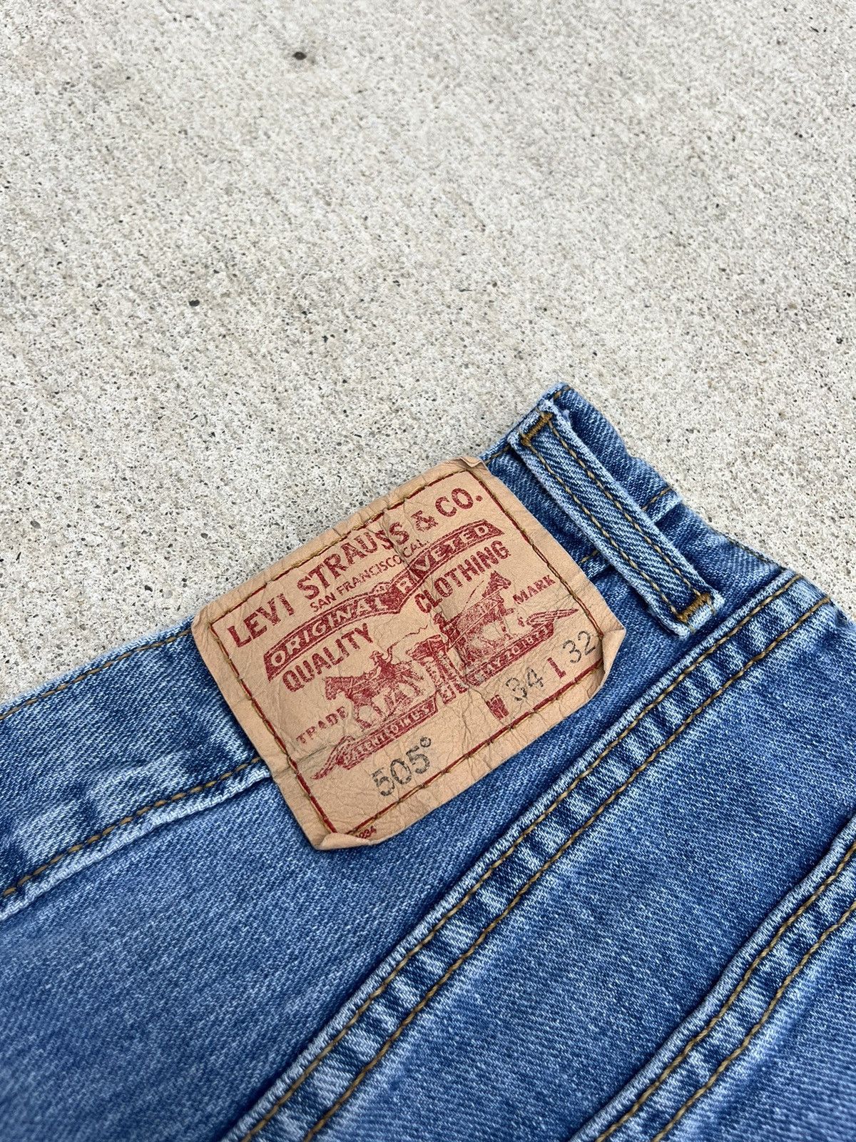 JNCO × Levi's × Vintage Crazy Vintage Y2K Levi’s Jeans Regular Fit Size US 34 / EU 50 - 3 Thumbnail