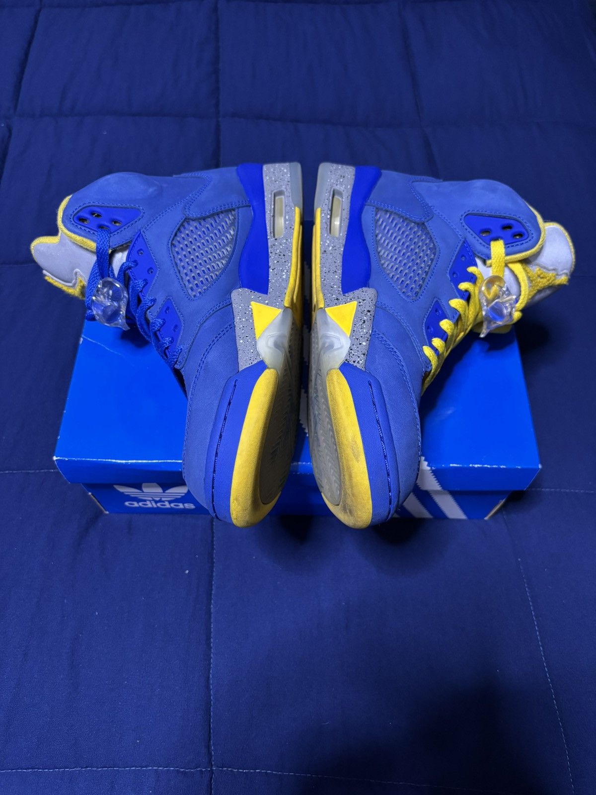Jordan Brand Air Jordan 5 Retro Laney 2019 Size 9 Size US 9 / EU 42 - 4 Thumbnail
