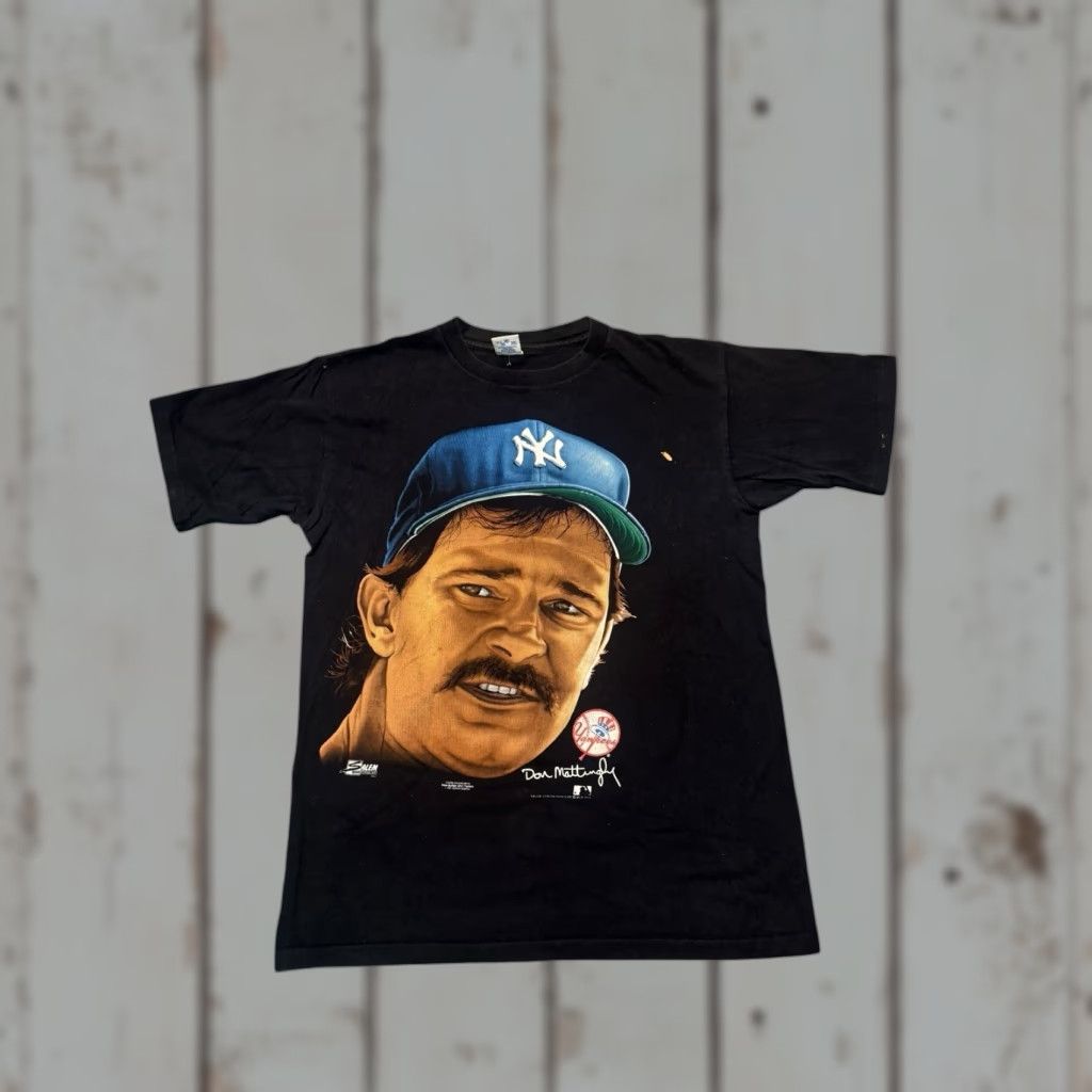 Vintage VINTAGE 1992 Salem Sportswear New York Yankees Don Mattingly Big Face Shirt L Men Black 90s Sports Mens Size US L / EU 52-54 / 3 - 1 Thumbnail
