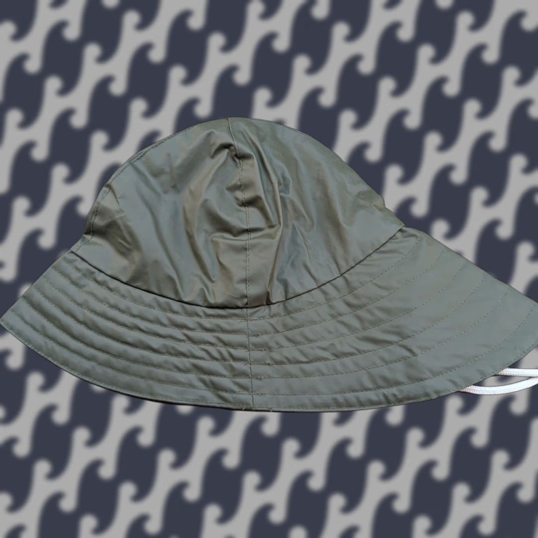 Ilse Jacobsen ilse Jacobsen Hornbaek Womens Green Bucket Hat One Size Waterproof Chin Strap Hat Woman Green Bucket Hat Chin Strap Waterproof Size ONE SIZE - 1 Thumbnail