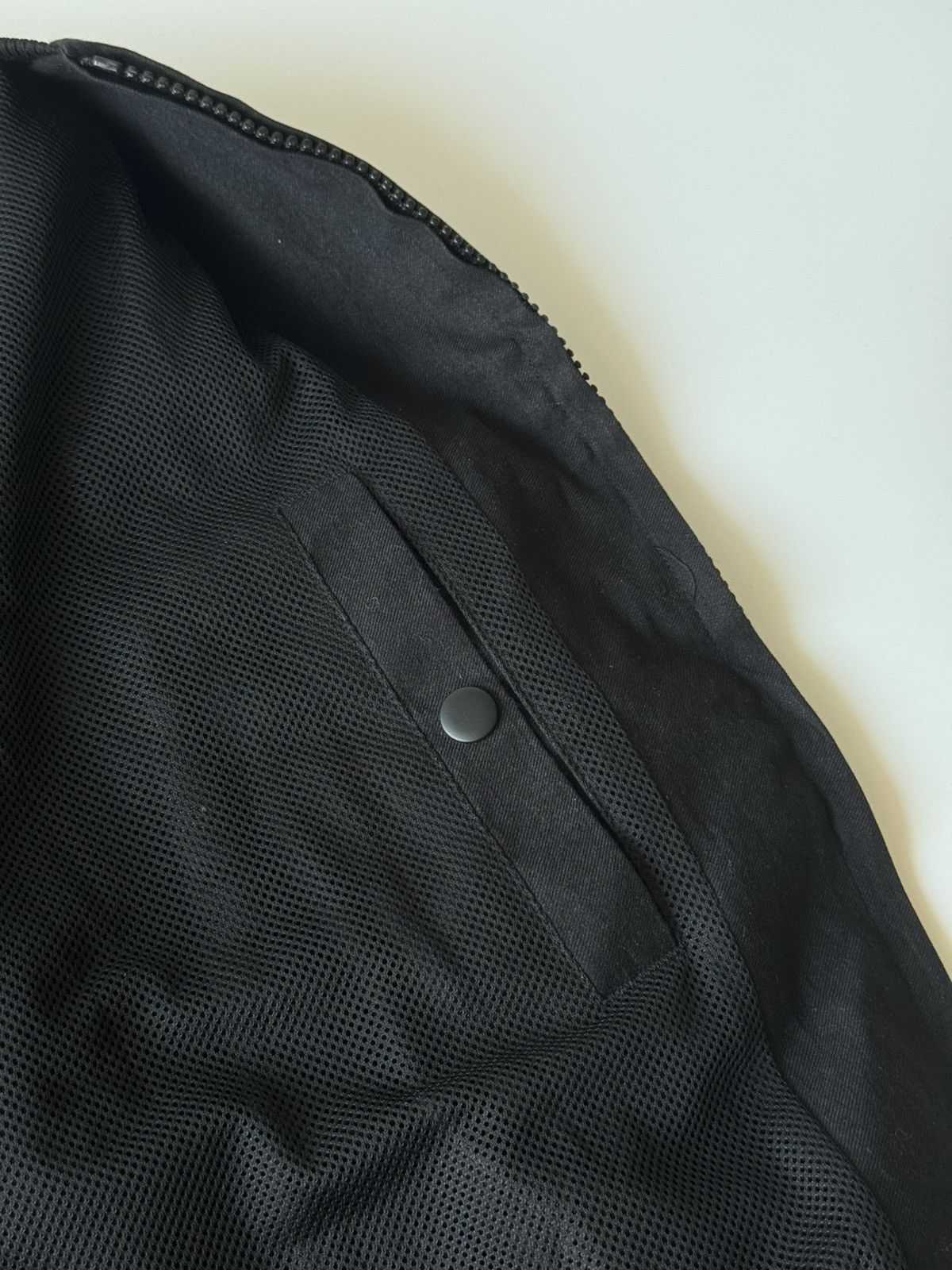 Y-3 Y-3 YOHJI YAMAMOTO TECH-CTN BOMBER JACKET Size US M / EU 48-50 / 2 - 7 Thumbnail