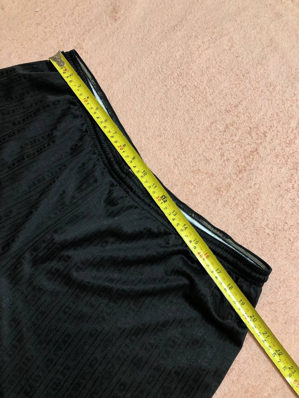 Umbro Vintage Umbro Y2K Logo Streetwear Shorts Size XXL Size US 38 / EU 54 - 13 Thumbnail