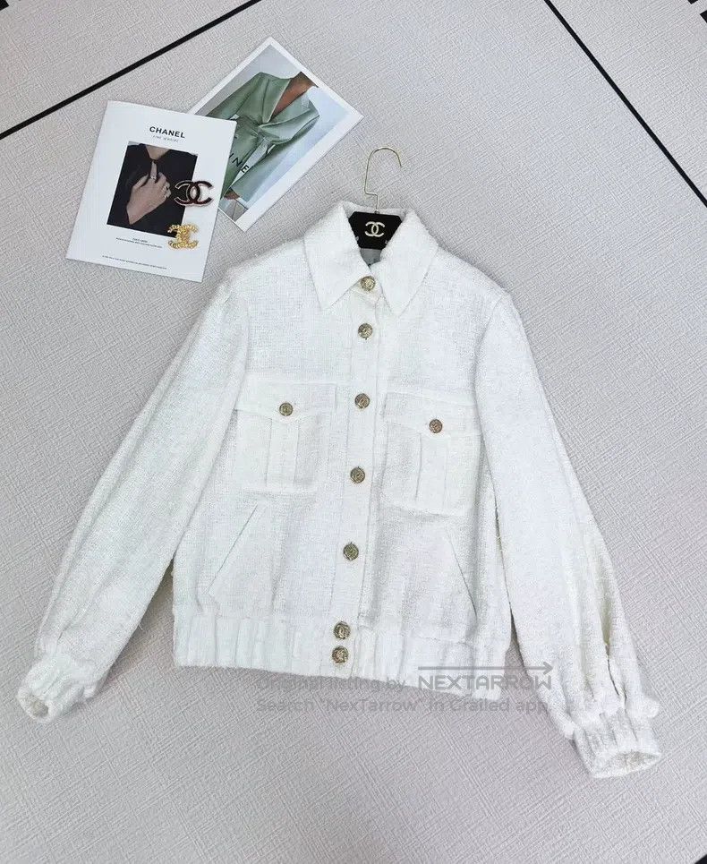 Chanel Chanel 21P white jacket Size S / US 4 / IT 40 - 1 Thumbnail