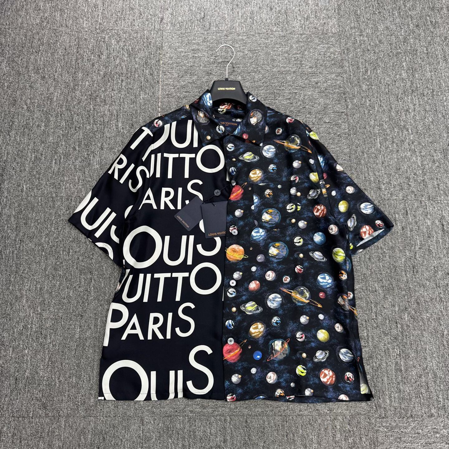 Louis Vuitton louis vuitton short sleeve silk shirt Size US XL / EU 56 / 4 - 1 Thumbnail