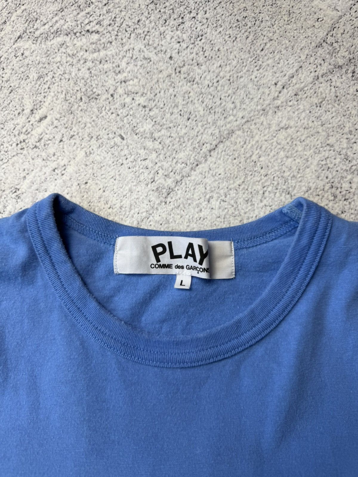 Comme des Garcons PLAY Vintage Comme Des Garcons Play T-shirt Size US L / EU 52-54 / 3 - 7 Thumbnail
