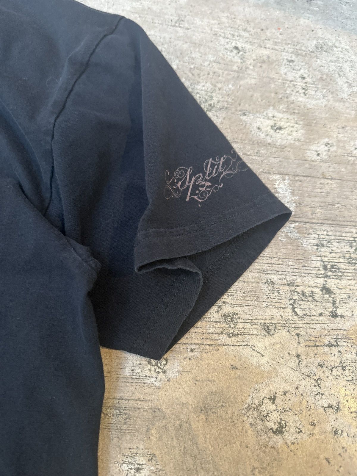 Split Vintage 90s Black Tribal Split Skateboarding Skatewear Tee Size US XL / EU 56 / 4 - 3 Thumbnail