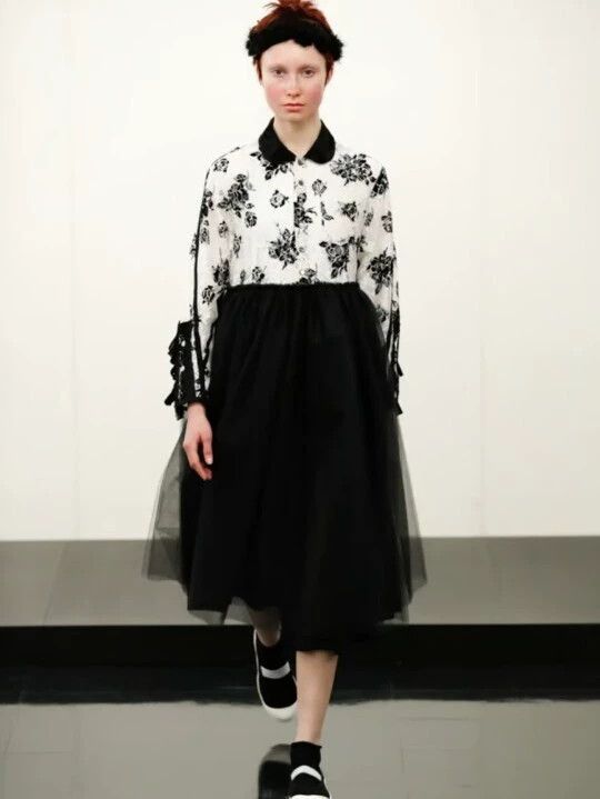 Comme des Garcons Comme Des Garcons Lace tulle dress Size M / US 6-8 / IT 42-44 - 1 Thumbnail
