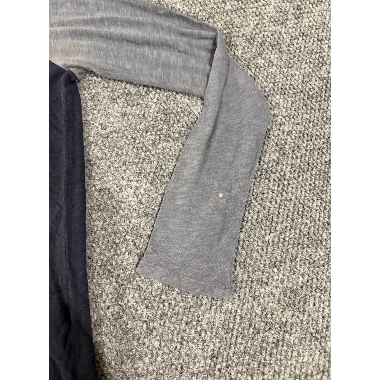 Vince Vince T Shirt Mens L Blue Gray Raglan Long Sleeve Lightweight Shirt Mens Blue Gray Vince Size US L / EU 52-54 / 3 - 4 Thumbnail