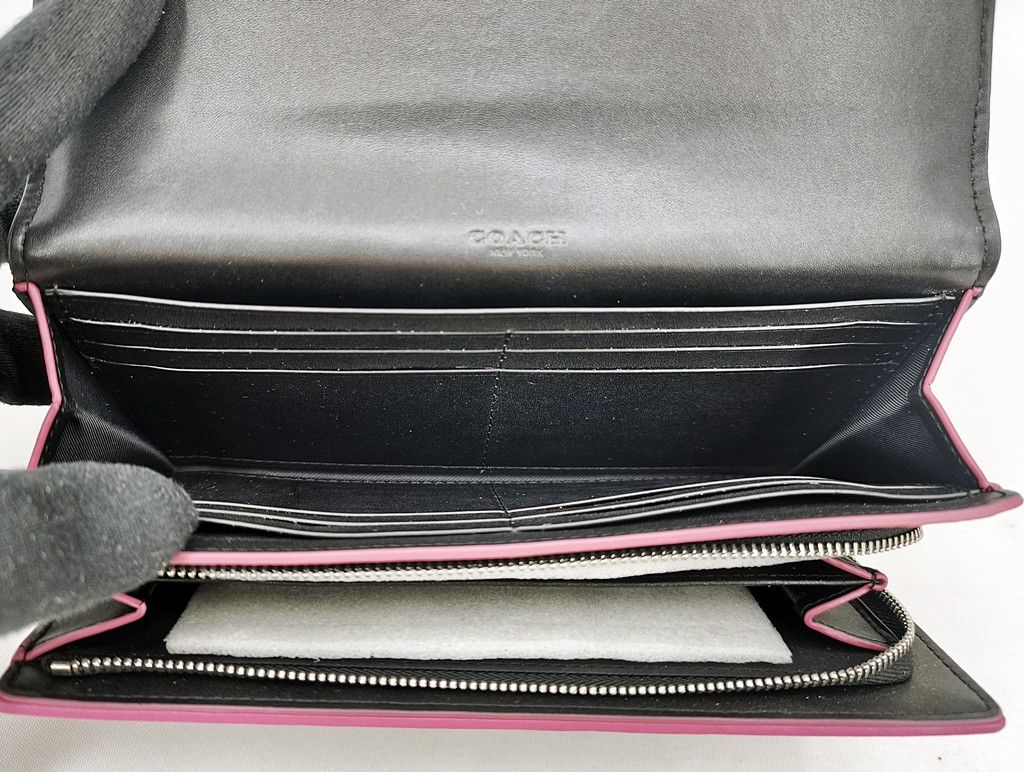 Coach original COACH black with pink trim long wallet like new Size ONE SIZE - 7 Thumbnail