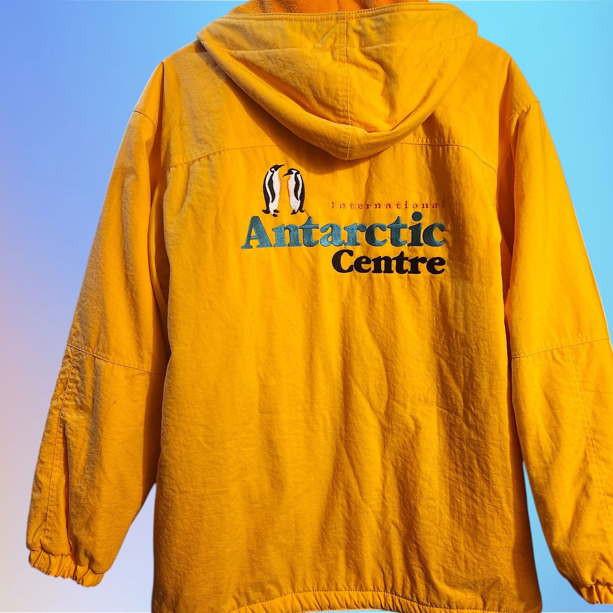 Other International Antarctic Centre Yellow Hooded Jacket Mens Sma Size US S / EU 44-46 / 1 - 2 Thumbnail