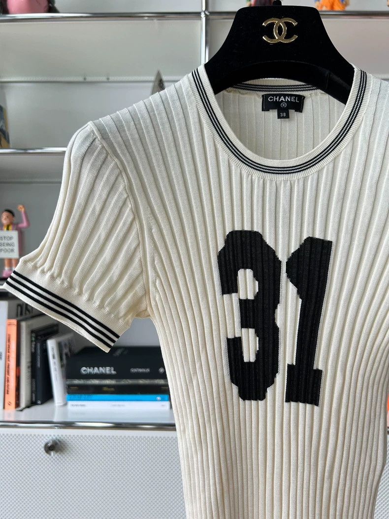 Chanel Chanel No. 31 tight knitted T-shirt 2503-Nextarrow Size XS / US 0-2 / IT 36-38 - 2 Thumbnail