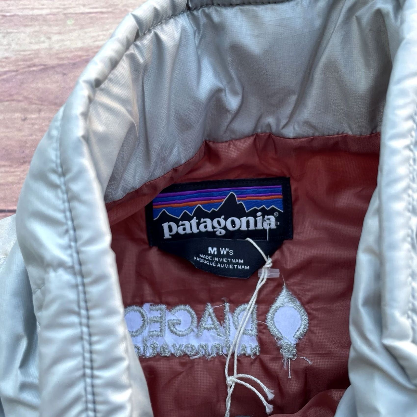 Patagonia VINTAGEPatagonia Womens Nano Puff Vest Sleet Green M Logo NWT 84247 Size M / US 6-8 / IT 42-44 - 5 Thumbnail