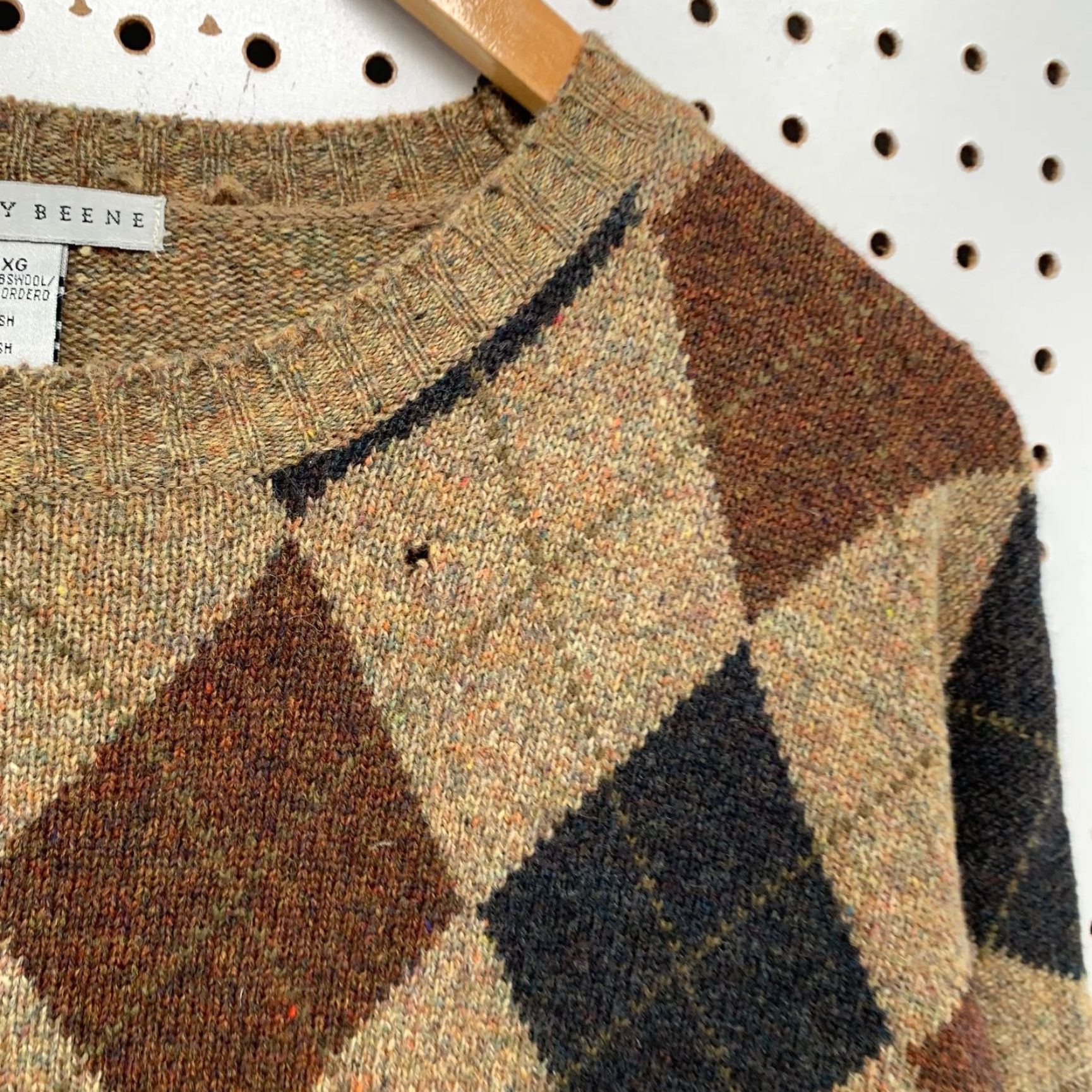 Geoffrey Beene VINTAGE Geoffrey Beene Wool Sweater Mens XL Brown Argyle Lambswool Grandpa Dad Sweater Mens XL Brown Argyle Lambswool Dad Size US XL / EU 56 / 4 - 6 Thumbnail