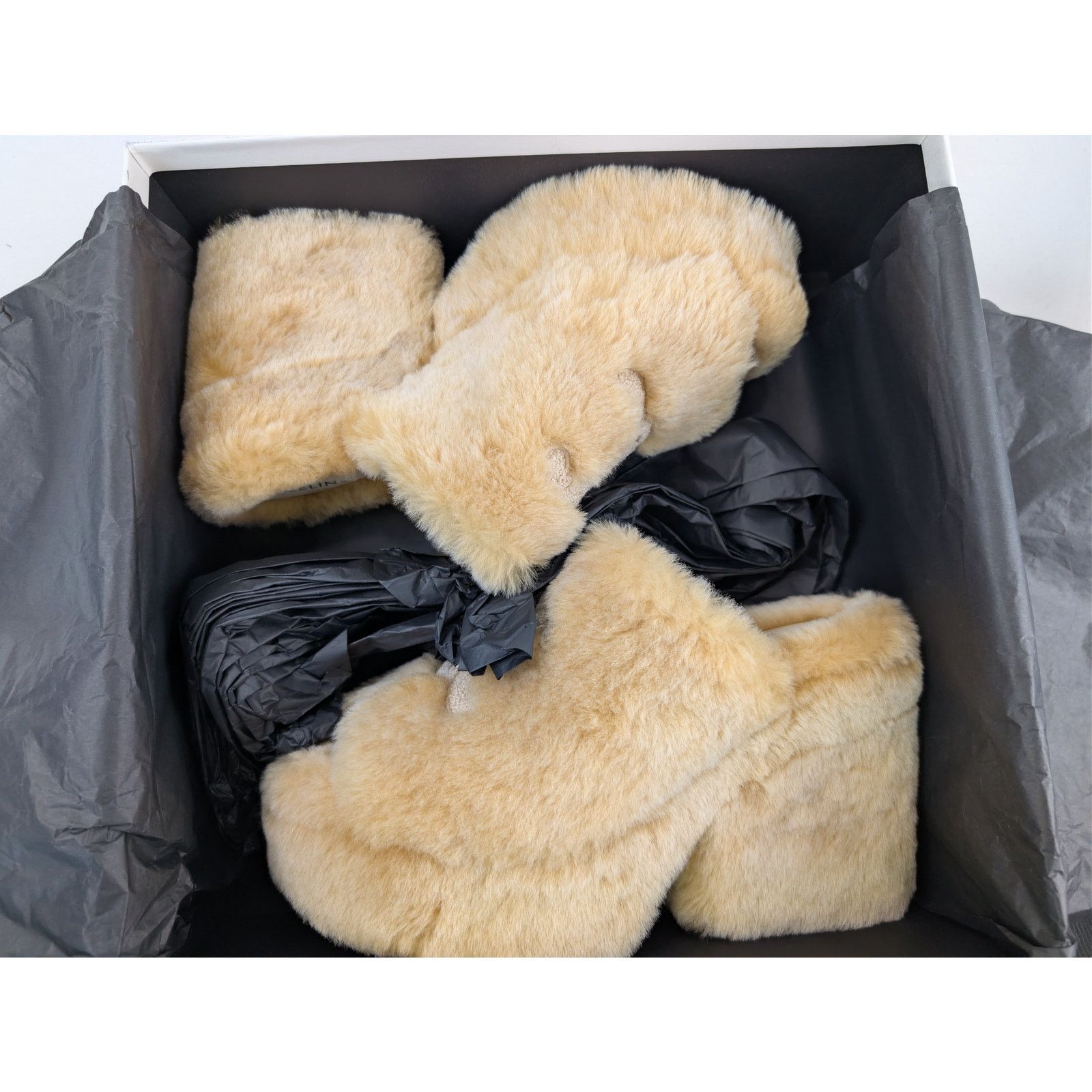 Celine o1rshd1 Elena Mule in Shearling Slide slipper sandal Havana Size US 10 / IT 40 - 19 Thumbnail