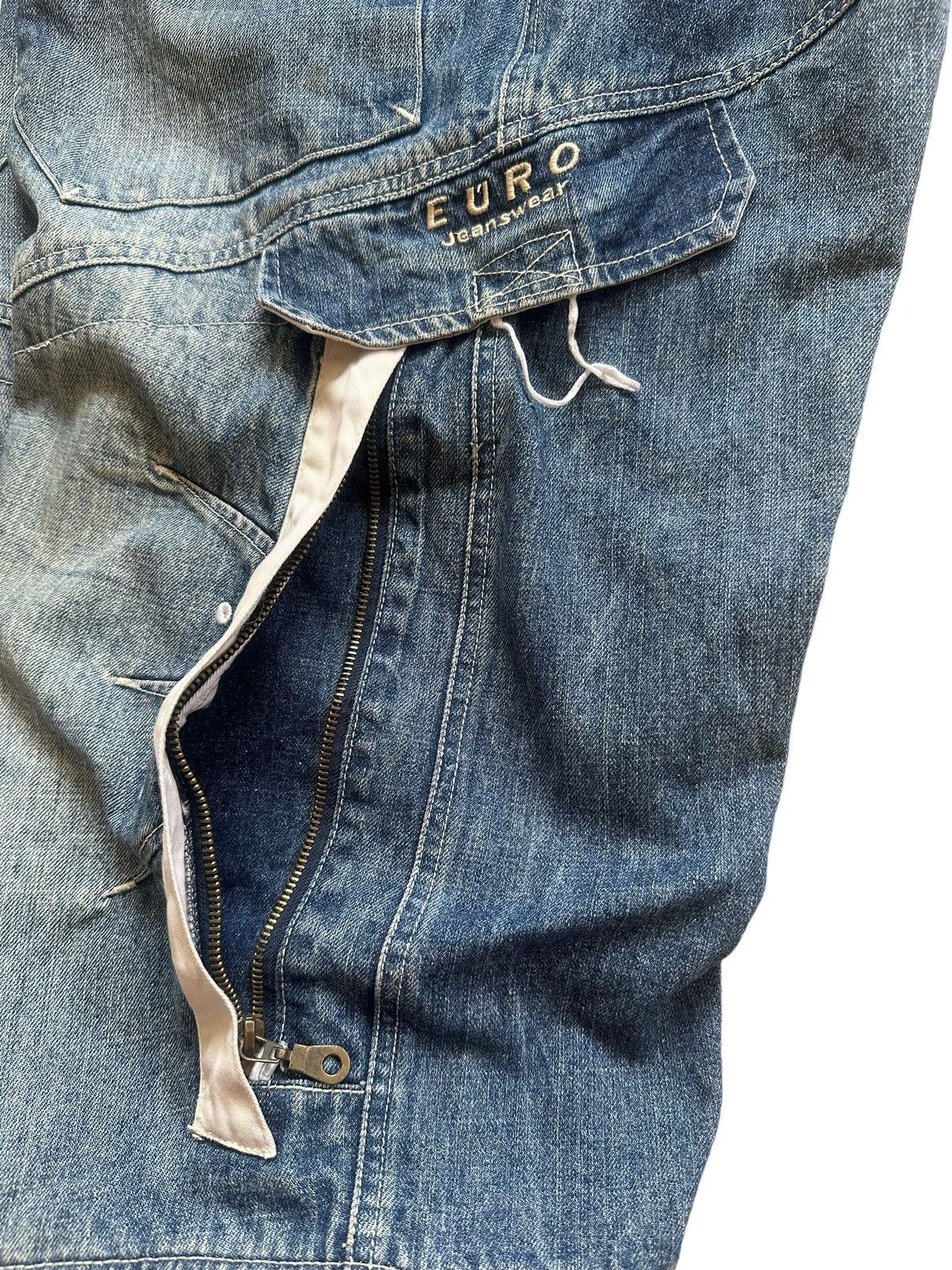 Japanese Brand Vintage Y2k Euro Jeanswear Baggy Multi Cargo Pants Size US 32 / EU 48 - 9 Thumbnail