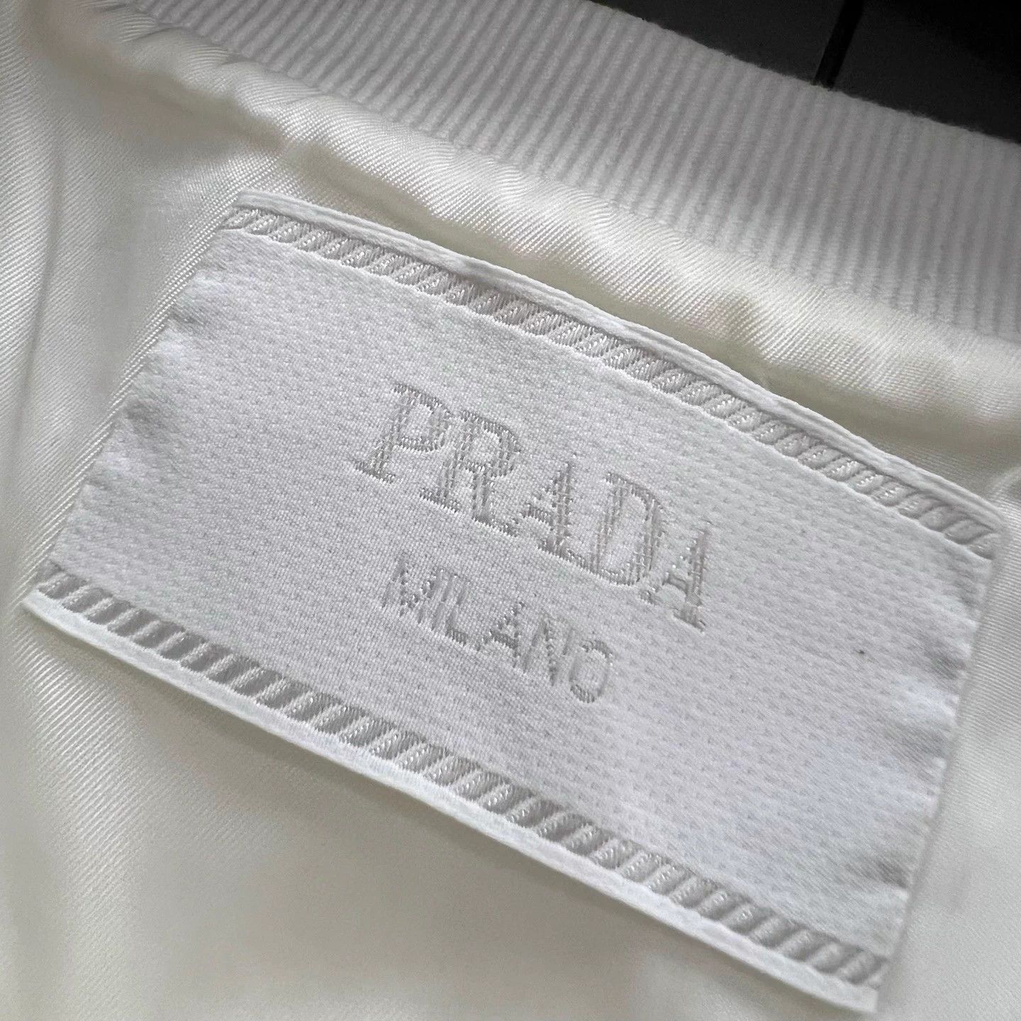Prada PRADA white front logo print sweatshirt L 95 new Size L / US 10 / IT 46 - 2 Thumbnail