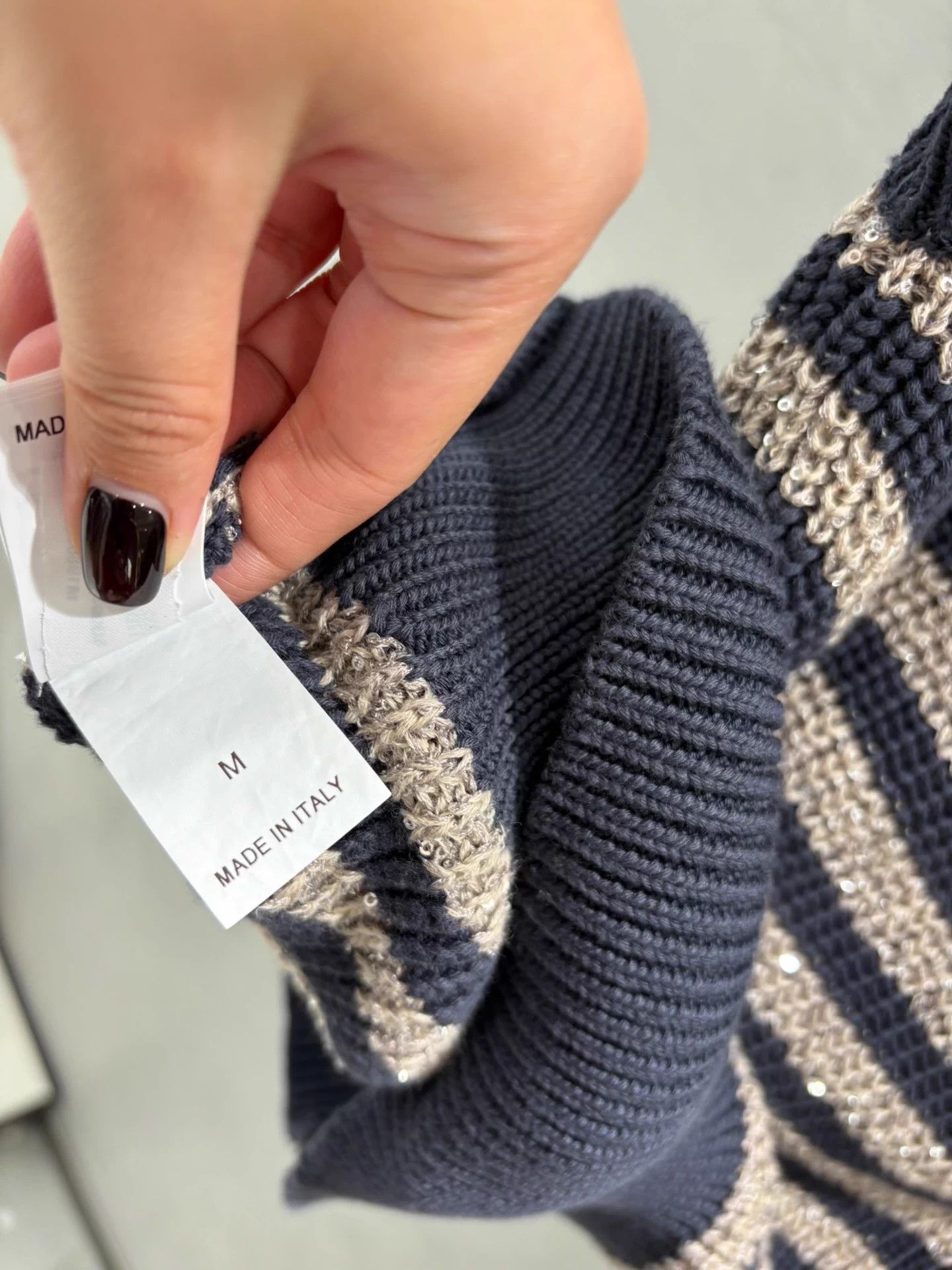 Brunello Cucinelli BC Sparkle Stripe V-neck Knit Vest Deadstock M Size M / US 6-8 / IT 42-44 - 5 Thumbnail
