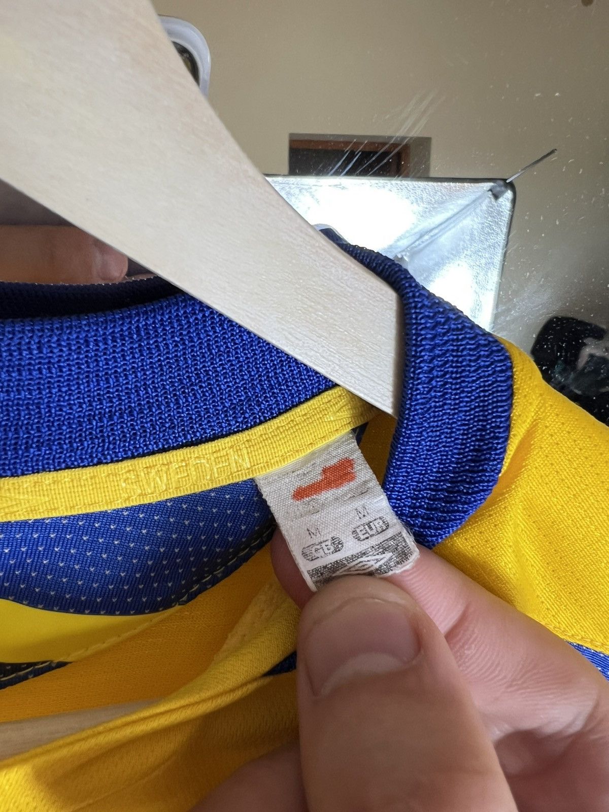 Umbro 🇸🇪Sweden National Team Umbro 2005-06 Jersey – Yellow M Y2K Size US M / EU 48-50 / 2 - 8 Thumbnail