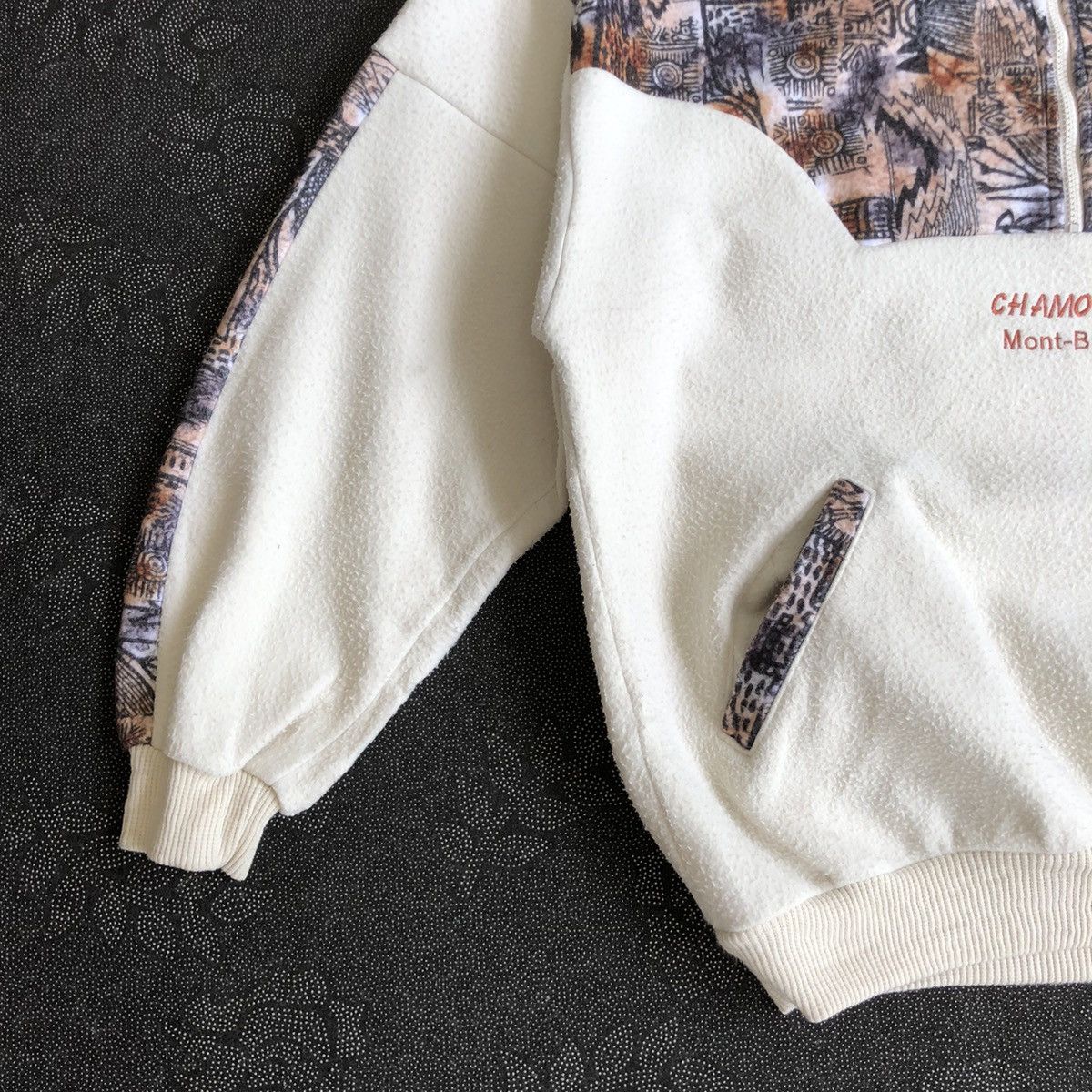Japanese Brand TISS’ AIGLE CHAMONIX Mont-Blanc fleece Size US M / EU 48-50 / 2 - 6 Thumbnail