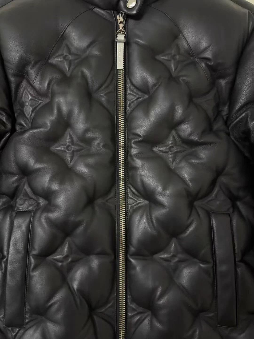 Louis Vuitton Louis Vuitton lambskin embossed down jacket Size S / US 4 / IT 40 - 3 Thumbnail