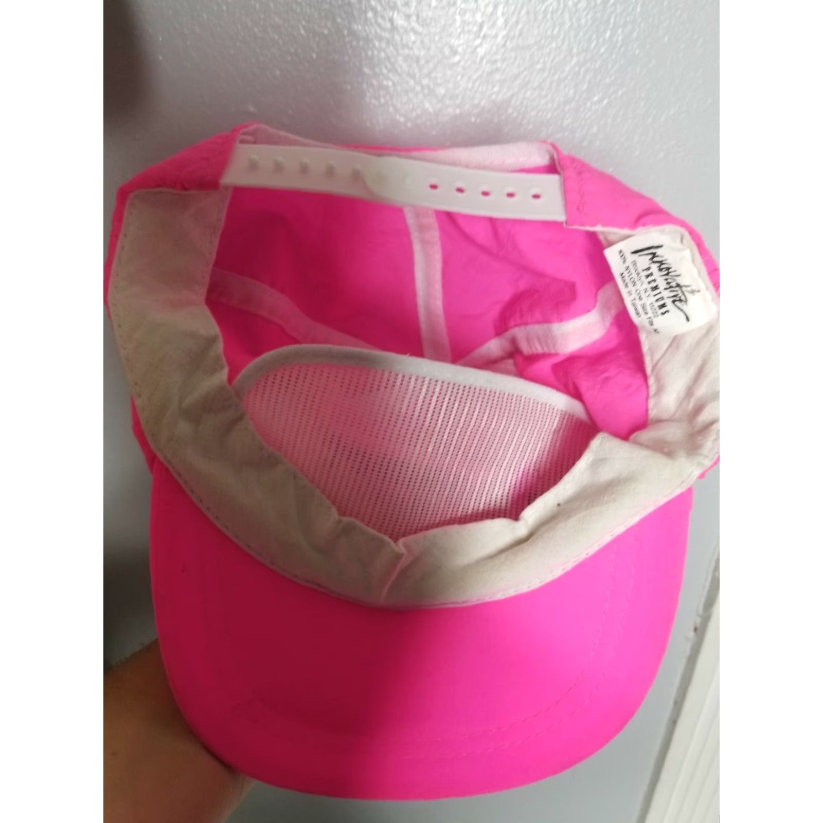 VIBE VINTAGE HaT Snapback Hat - Pink Neon - 90s Vibe - One Size - Men's - Tagament Promo - Pink/Neon Hash Tag 90s Mens Snapback Size ONE SIZE - 4 Thumbnail