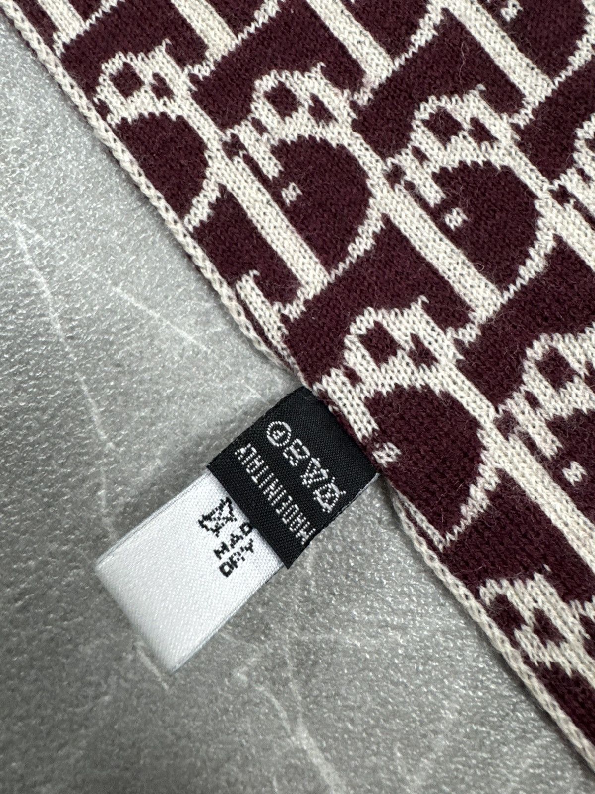 Dior Christian Dior Reversible Vintage Scarf White Red Size ONE SIZE - 3 Thumbnail