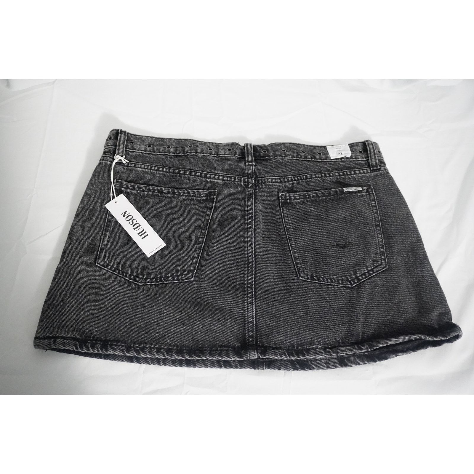 Hudson Hudson Jeans Mini Skirt Black Gray Wash Studded Waist Denim Size 32" / US 10 / IT 46 - 14 Thumbnail