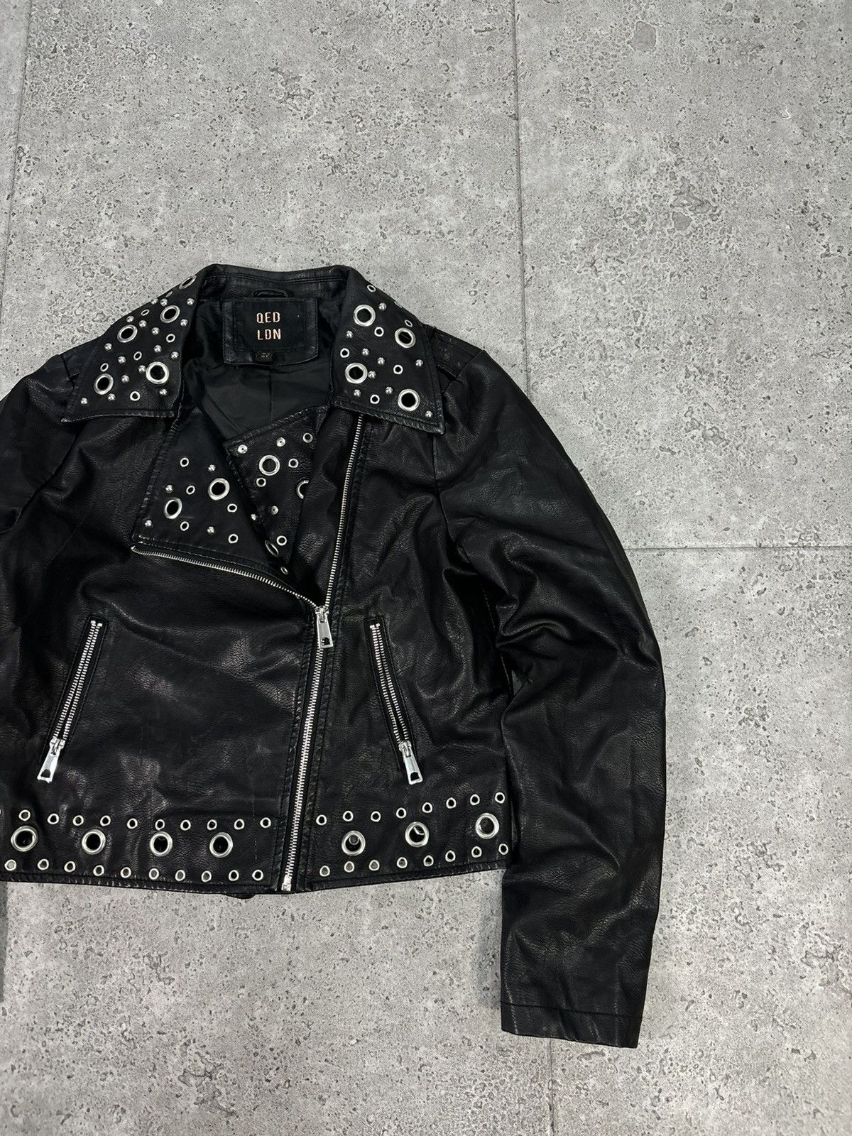 Y2K Cropped Leather Jacket Black 00s｜Japanese Archive Distressed