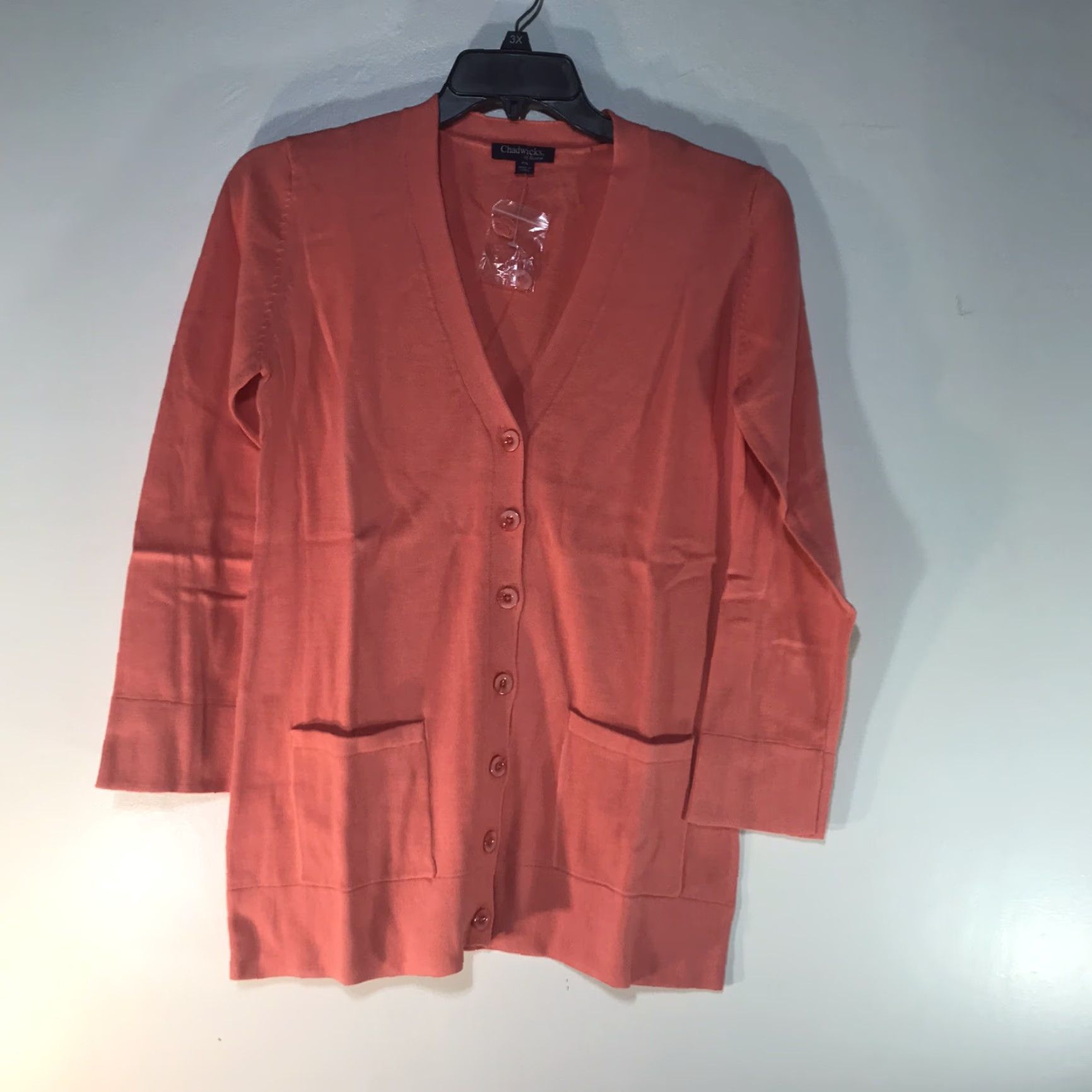 Vintage Chadwick’s Womens Coral Cotton Cardigan Sweater V-Neck Long Sleeve Button Petite Fall Winter 100% Knit Size M / US 6-8 / IT 42-44 - 2 Thumbnail