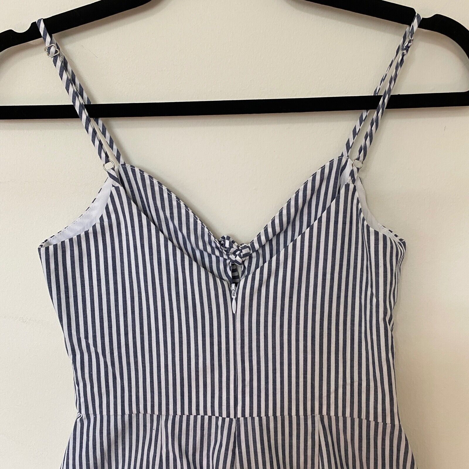 Other WAYF Massa Front Tie Blue White Pin Stripe Jumpsuit XS Size 25" / US 0 / IT 36 - 7 Thumbnail