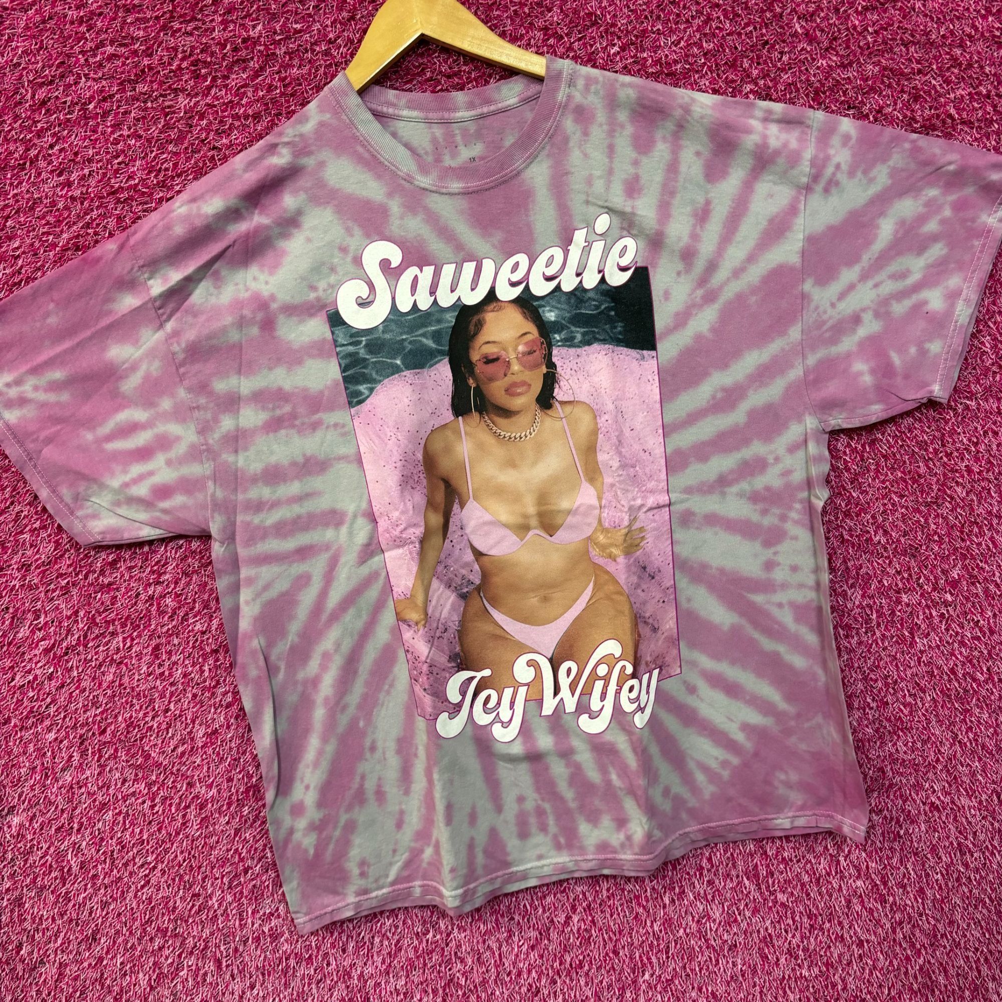Rap Tees Saweetie Icy Wifey High Maintenance Oversized Rap Tie Dye 1X Size US XL / EU 56 / 4 - 3 Thumbnail