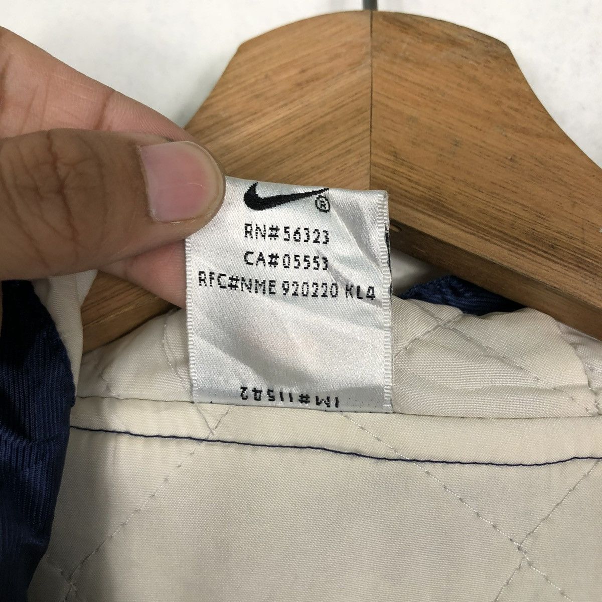Nike 🔥MEDIUM KIDS SIZE VINTAGE NIKE HUNTING JACKET BIG SWOOSH Size US M / EU 48-50 / 2 - 23 Thumbnail