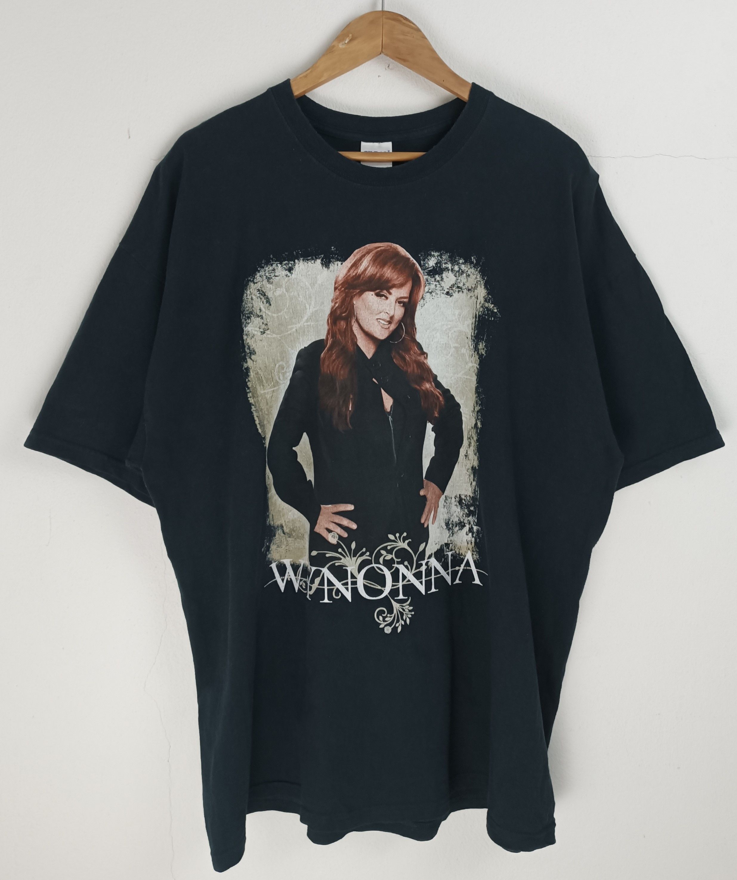 Vintage VINTAGE Y2K WYNONNA JUDD SINGER TEE clint black lionel elton Size US XXL / EU 58 / 5 - 3 Thumbnail