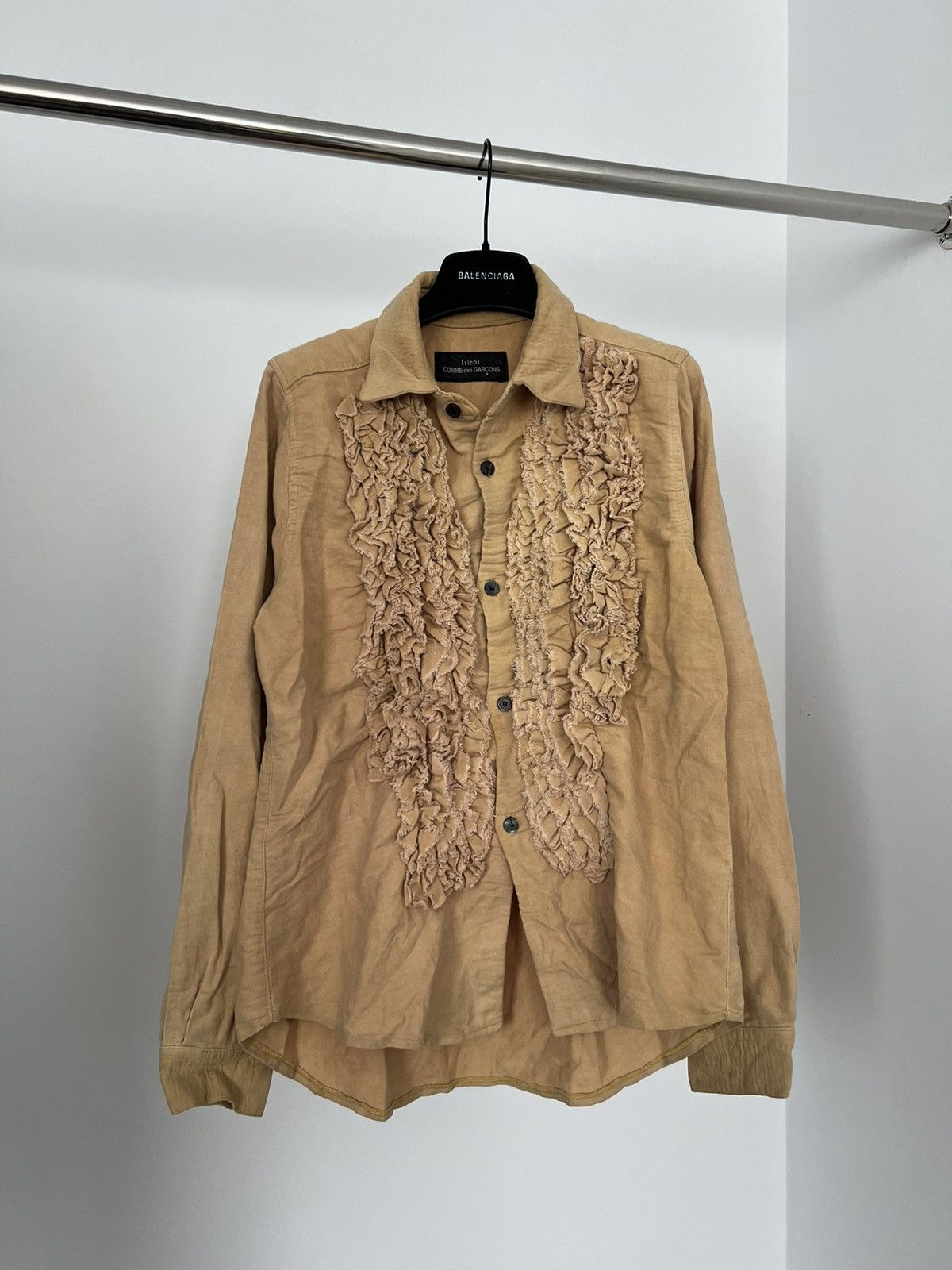image of Tricot Comme Des Garcons Comme Des Garcons Ruffle Shirt in Beige, Women's (Size Medium)