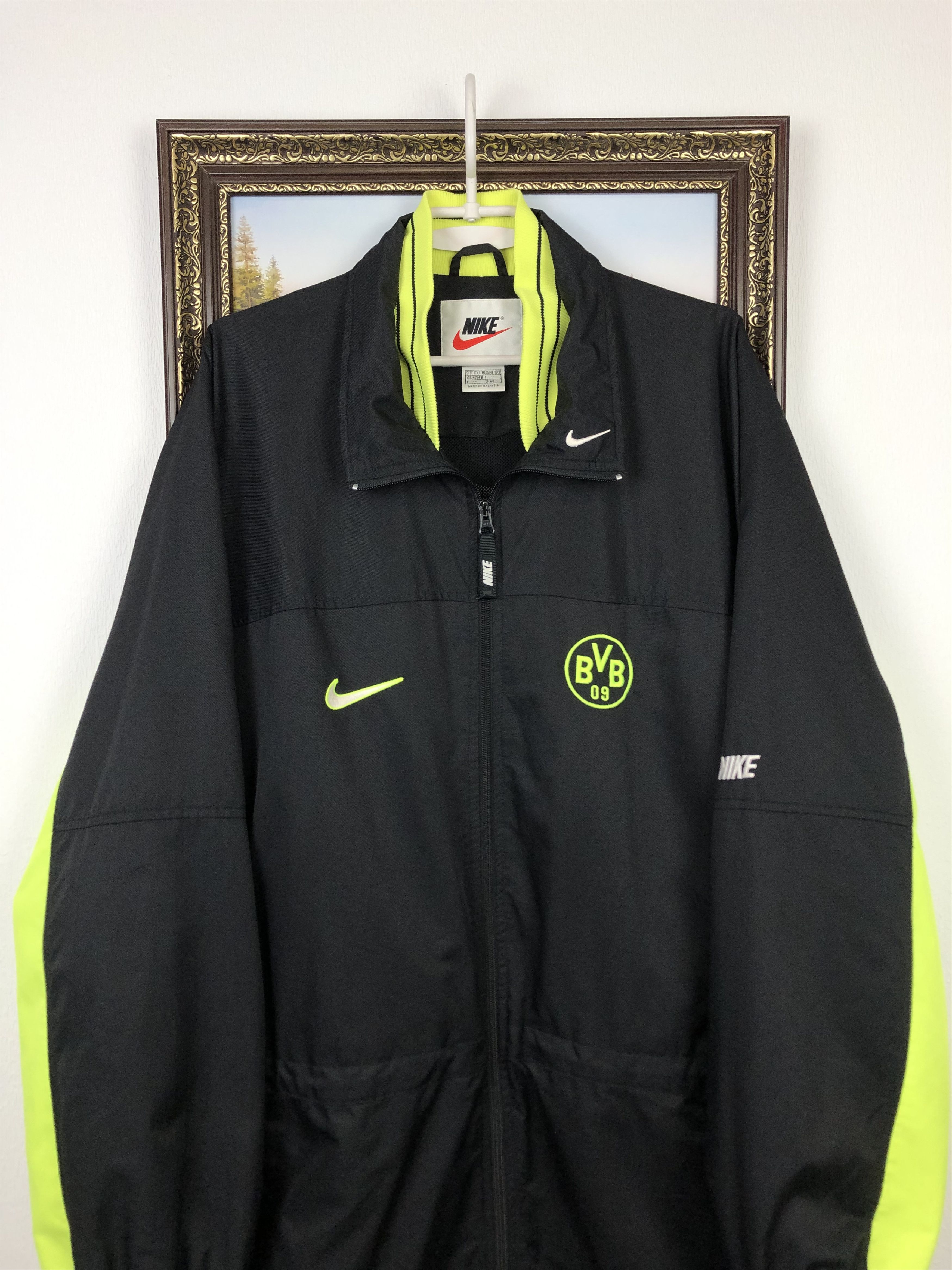 Nike Vintage Nike Borussia Dortmund Football Jacket Soccer Bomber Size US XXL / EU 58 / 5 - 2 Thumbnail
