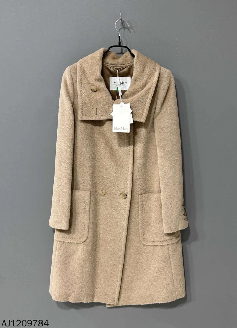Max Mara Max Mara Camel Coat Size M / US 6-8 / IT 42-44 - 1 Thumbnail