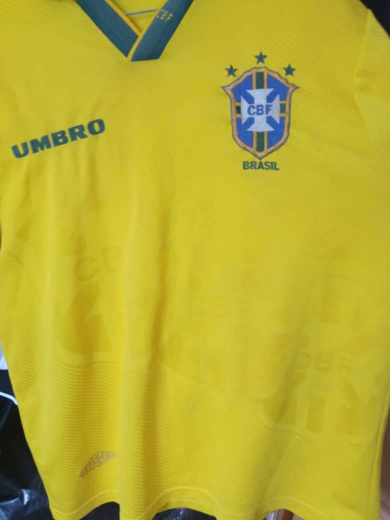 Umbro × Vintage Brazil 1994 Home Jersey Size US L / EU 52-54 / 3 - 4 Thumbnail