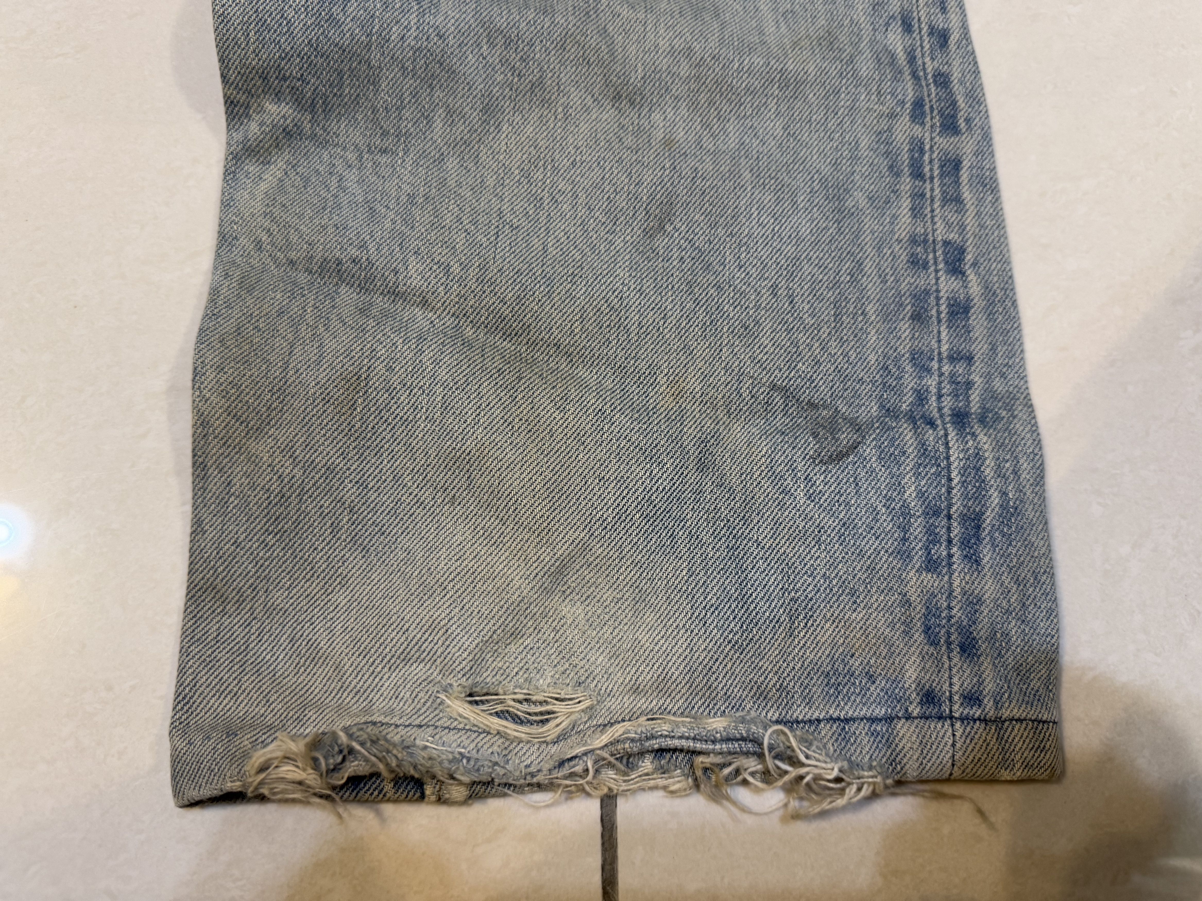 Vintage Vintage 80s Levi's 501 Selvedge Made in USA Thrashed Dirty Size US 28 / EU 44 - 8 Thumbnail