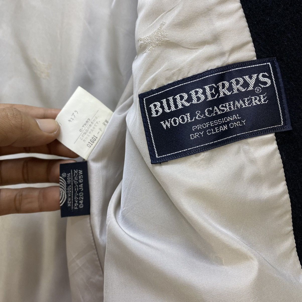 Burberry 🔥Vintage Burberrys Long Coat Wool and Cashmere Jacket Size M / US 6-8 / IT 42-44 - 9 Thumbnail