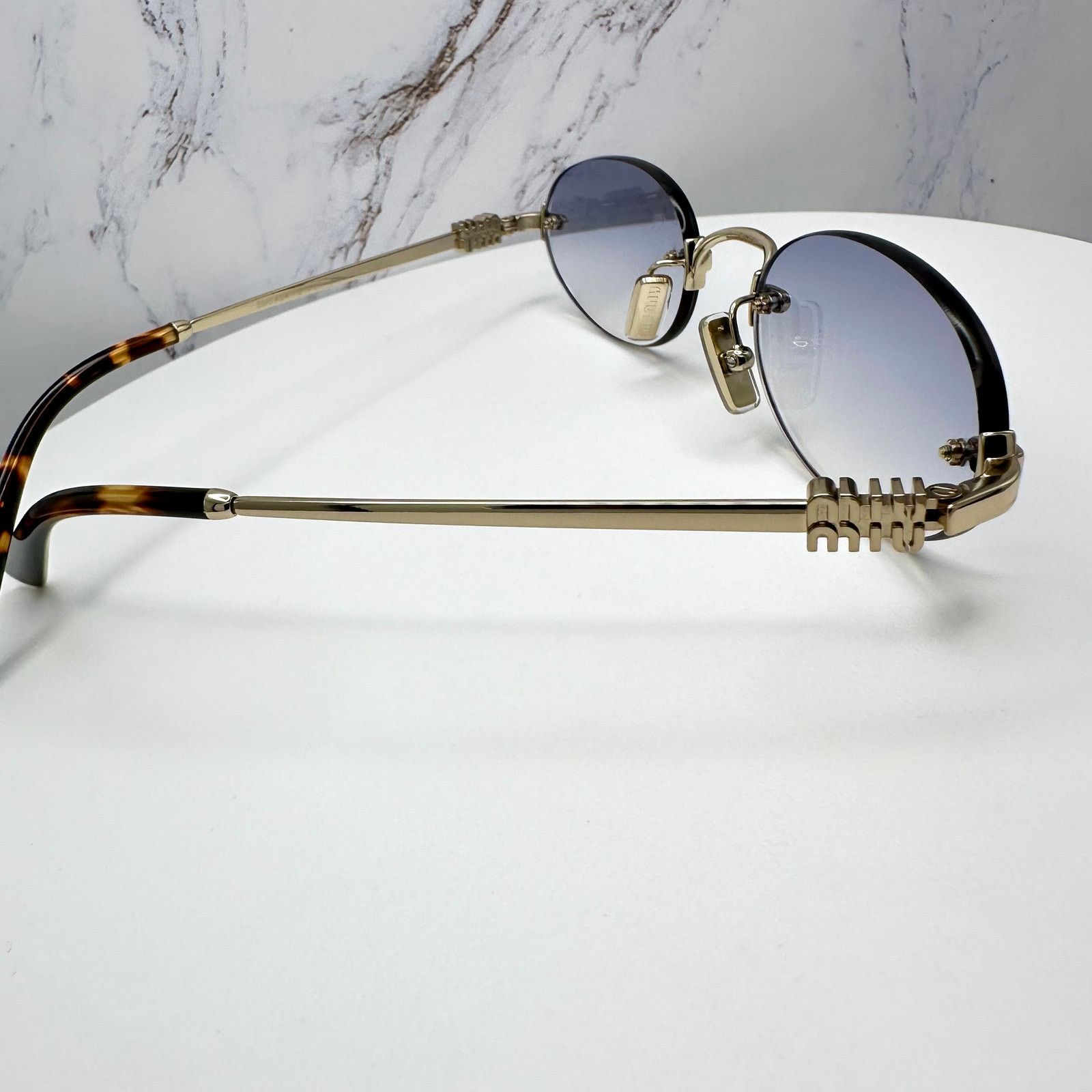 Miu Miu New MIU MIU Sunglasses Oval MU A54S Gold Rimless Gradient Size ONE SIZE - 6 Thumbnail