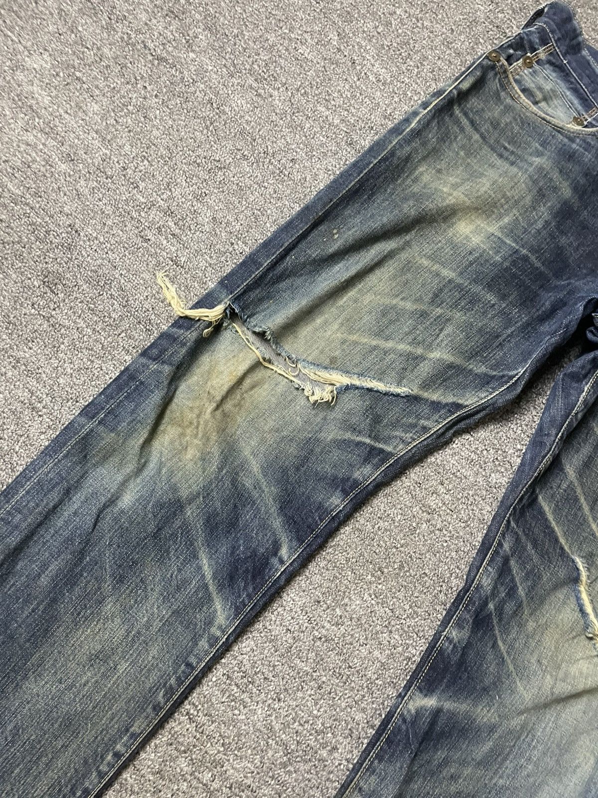 Japanese Brand × Vintage Vintage DUDE RANCH Distressed Denim Ripped Jeans (117) Size US 35 - 3 Thumbnail