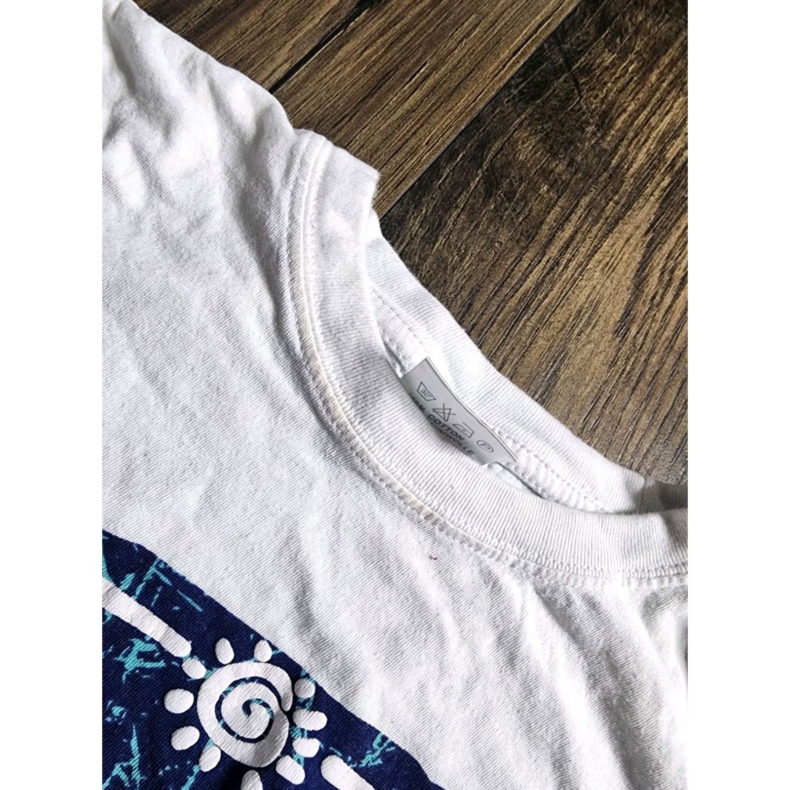 Vintage VINTAGE St Kitts Nevis West Indies T-Shirt Womens S Puff Paint Turtles Distress White Cotton Short Sleeve Crew Neck Size S / US 4 / IT 40 - 4 Thumbnail