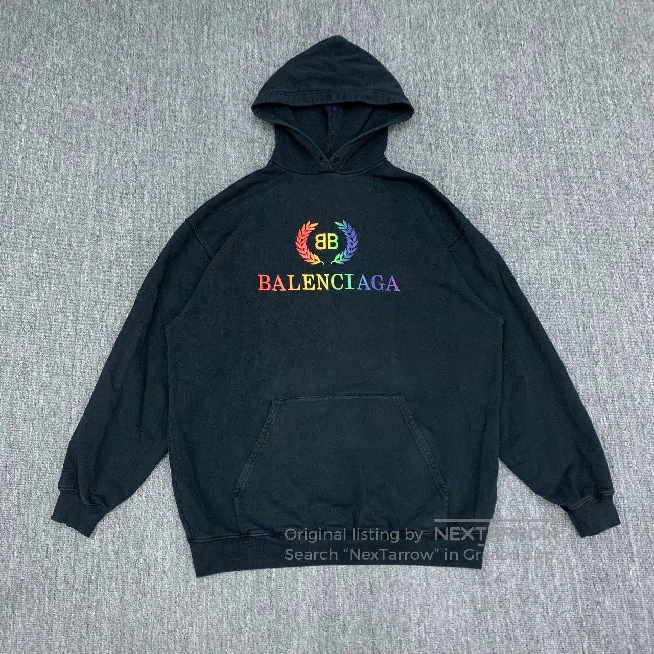 Balenciaga balenciaga black graphic hoodie for women. Size US XXS / EU 40 - 1 Thumbnail