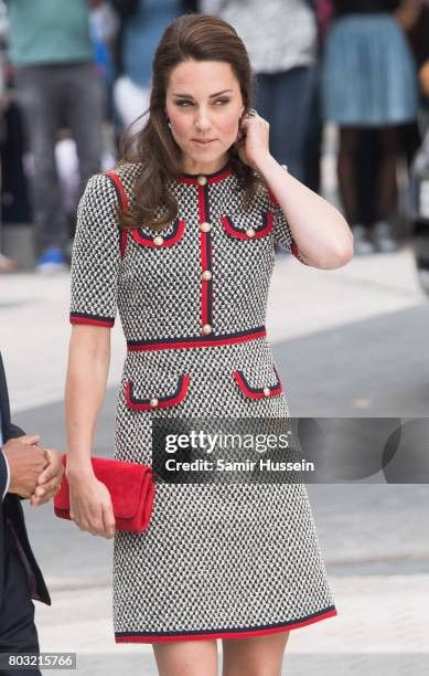Gucci 2017 Gucci ribbon trim short sleeve wool and silk mini dress Size M / US 6-8 / IT 42-44 - 17 Thumbnail
