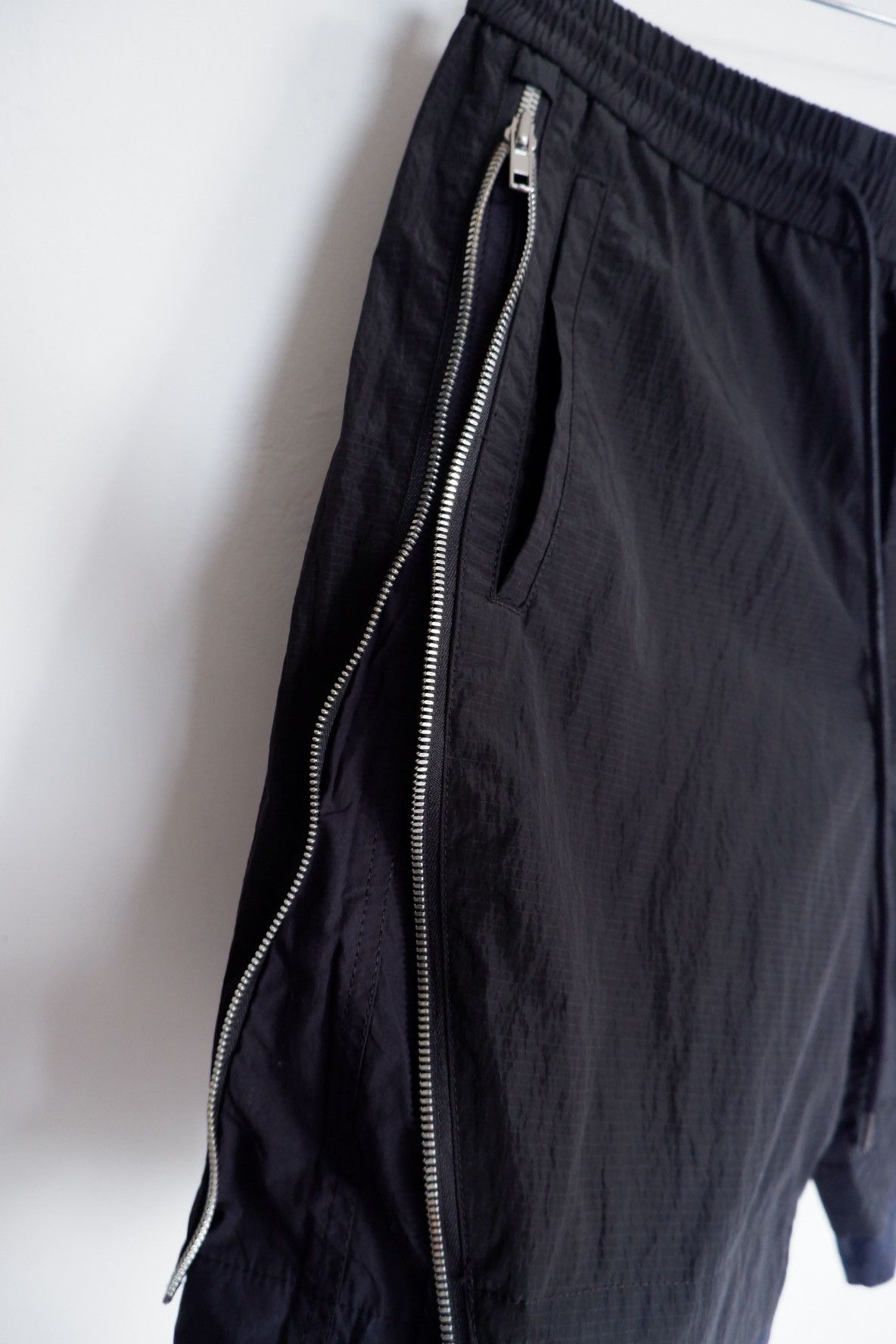 Juun.J 2022 Juun J Nylon Ripstop Zip Double Side Shorts Size US 30 / EU 46 - 7 Thumbnail