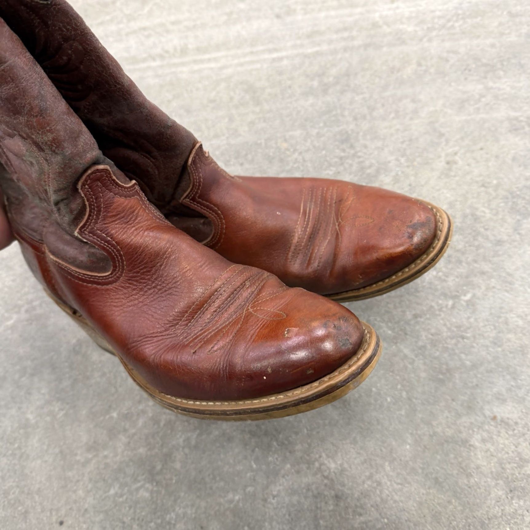 Vintage Dingo Acme 5905 Brown Leather Western Cowboy Boots 13" Size 10.5 B Distressed Vintage Men Boots Western Cowboy Leather Embroidered Logo Size US 11 / EU 44 - 4 Thumbnail